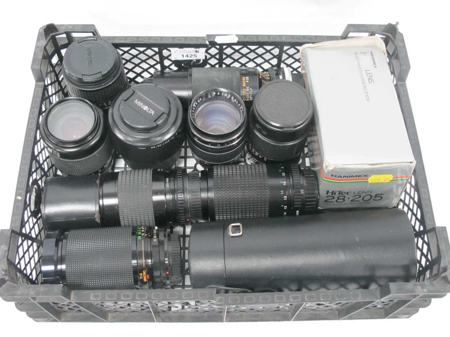 Lot 1425 - Camera Lenses; Vivitar MC macro focusing zoom...