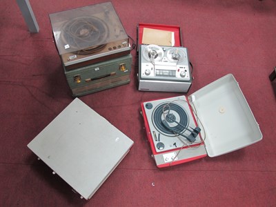 Lot 1490 - Vintage record players Philips 212 electrics,...