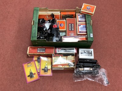 Lot 426 - A quantity of Lionel American O gauge...