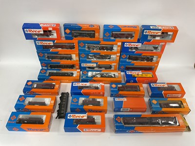 Lot 850 - Twenty Roco 'HO' Gauge Boxed Items of Freight...