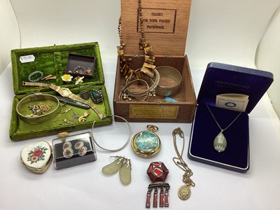 Lot 204 - A Wedgwood Green and White Jasperware Dancing...