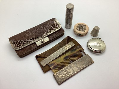Lot 32 - A Hallmarked Silver Miniature Ladies Compact,...