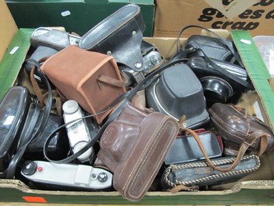 Lot 1094 - Cameras; Minolta Hi-Matic F with 38mm f/2.7,...