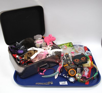 Lot 1315 - A Collection of Children's Watches and Other...