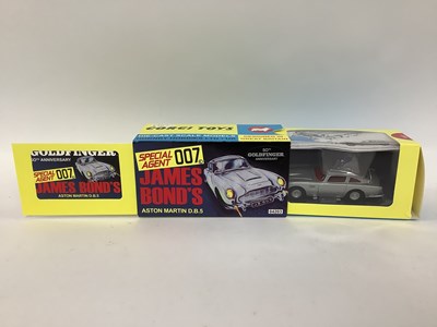 Lot 895 - A Modern Corgi #04203 James Bond 007 Diecast...