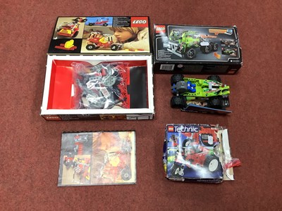Lot 877 - A small quantity of Lego to include components...