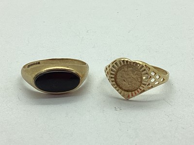 Lot 40 - A 9ct Gold Signet Stlye Ring, collet set oval...