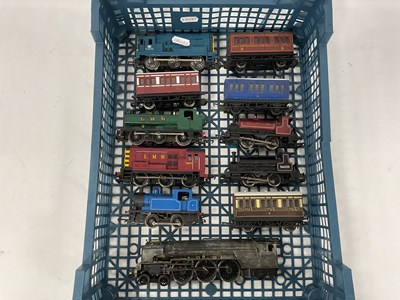 Lot 504 - A Hornby OO gauge class A1 4-6-2 steam...