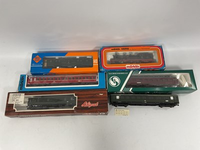 Lot 487 - A Boxed Marklin-Hamo HO Scale 4-6-4 Tank...