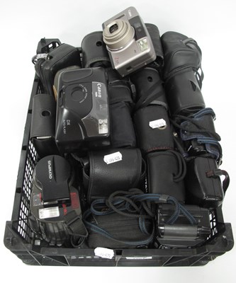 Lot 1501 - 35mm Point and Shoot Cameras; Canon Z115,...