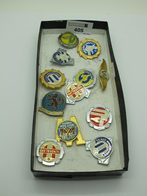 Lot 405 - 1970s Lapel Badges, Sunderland, Tottenham,...