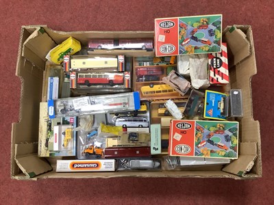 Lot 396 - A Good Quantity of Mainly Plastic 'OO'/'HO'...
