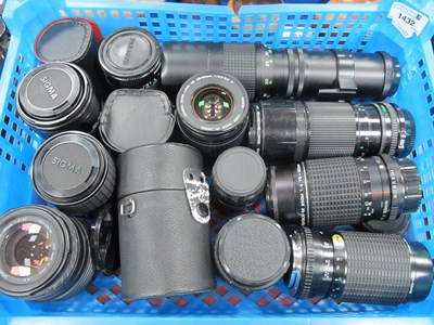 Lot 1432 - Camera Lenses; Canon EF 28-80mm f/3.5-5.6,...