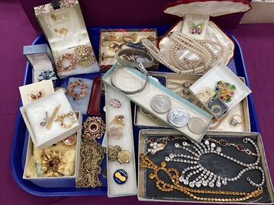 Lot 242 - A Collection of Assorted Costume Jewellery,...