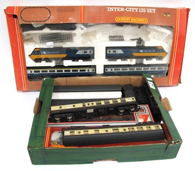 Lot 1396 - Intercity 125 set by Hornby, some pieces...