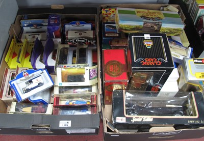 Lot 1169 - A large quantity of boxed diecast vehicles to...