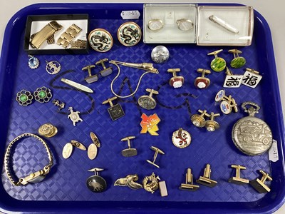 Lot 211 - A Selection of Cufflinks and Other Vintage and...