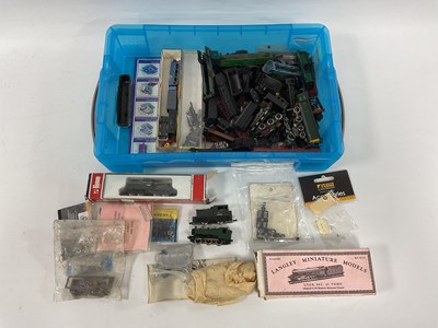 Lot 618 - A Box of N Gauge items for spares or repair,...