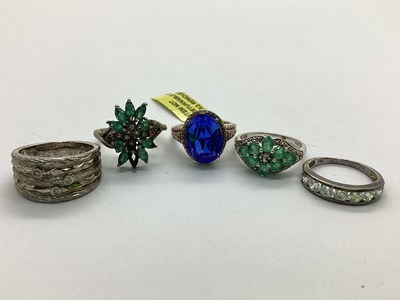 Lot 91 - A Single Stone Oval Costume Ring, claw set,...