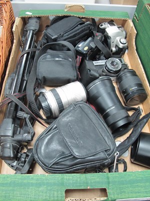 Lot 1062 - Cameras: Olympus Trip 35 point and shoot,...