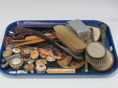 Lot 1294 - Pin cushion in the form of a lady's high heel,...