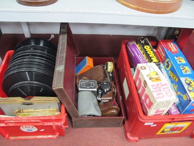 Lot 1502 - Cameras, including Zeiss Ikon, Kodak, 78rpm...