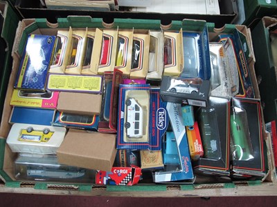 Lot 1091 - A large quantity of boxed diecast model...