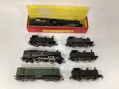 Lot 544 - Seven Hornby-Dublo two-rail 00 gauge...