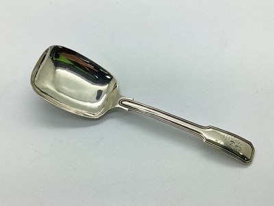Lot 5 - A Georgian Hallmarked Silver Sugar Shovel, JW,...