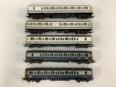 Lot 718 - Two Lima 00 gauge Class 117 diesel multiple...