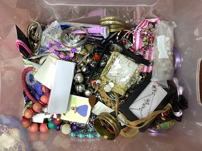 Lot 171 - A Quantity of Modern Costume Jewellery :- One Box