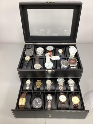 Lot 159 - A Collection of Ladies and Gent's Wristwatches,...