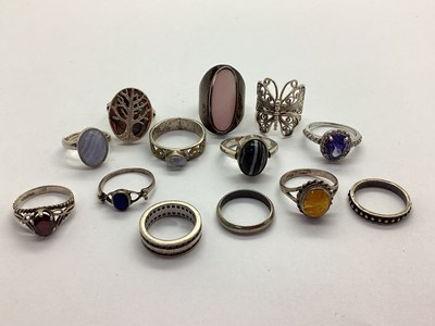 Lot 111 - A Small Selection of Modern Hallmarked Silver...