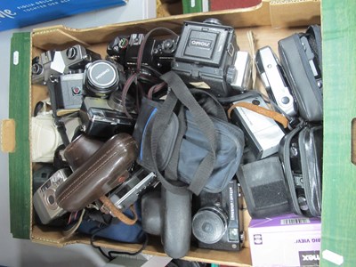 Lot 1023 - Cameras; Praktica MTL50 with 50mm f/1.8,...
