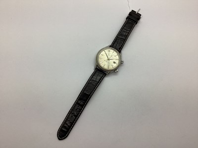 Lot 285 - Citizen; A Vintage Alarm Date Gent's...