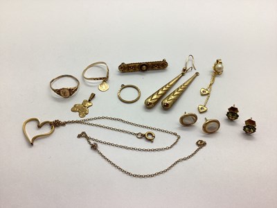 Lot 53 - A Victorian Bar Brooch, of intricate scroll...