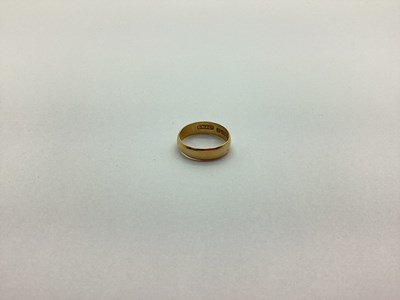 Lot 257 - A 22ct Gold Plain Wedding Band, (finger size...