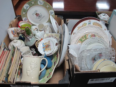 Lot 1053 - Albums of Tea Cards, commemorative plates,...