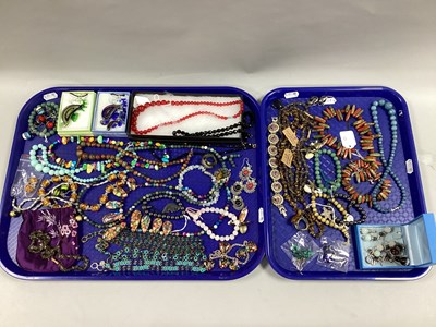 Lot 226 - A Collection of Hardstone and Other Jewellery,...