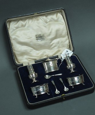 Lot 33 - A Hallmarked Silver Five Piece Cruet Set, ES...
