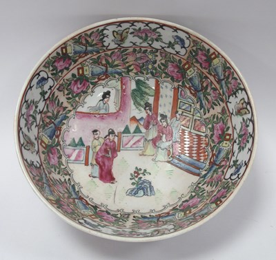 Lot 1214 - Oriental Chinese Cantonese Export Pottery Bowl,...