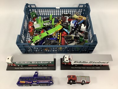 Lot 676 - A Quantity of OO / HO Scale Diecast, Plastic...