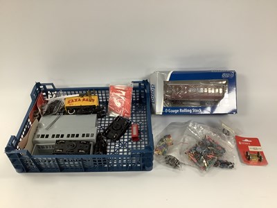 Lot 478 - A number of O gauge items: a boxed Dapol...