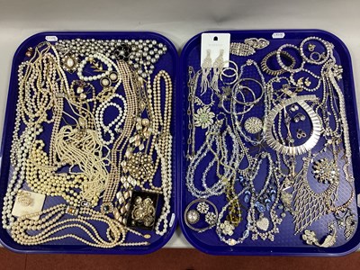 Lot 234 - A Collection of Modern Costume Jewellery, to...