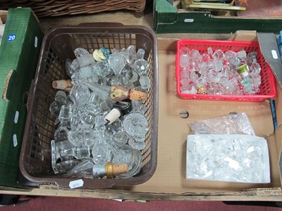 Lot 1103 - Mixed Assorted Decanters' Stoppers, including...