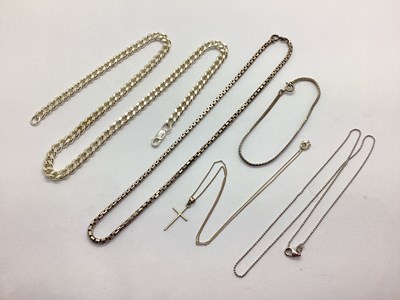 Lot 128 - A Hallmarked Silver Curb Link Chain,...