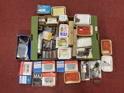 Lot 449 - A Good Collection of 'OO' Gauge/4mm Mainly...