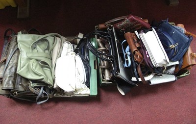 Lot 1497 - A Large Quantity of Ladies' Bags and Clutches,...