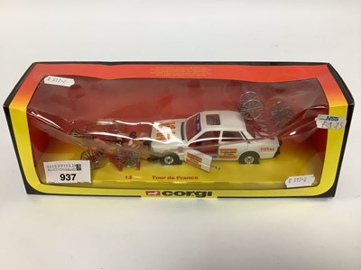 Lot 937 - A Corgi Tour De France Raleigh Team Gift Set...