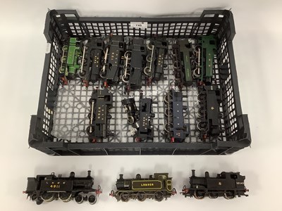 Lot 745 - Fourteen 'OO' Gauge/4mm Unboxed Tank Steam...